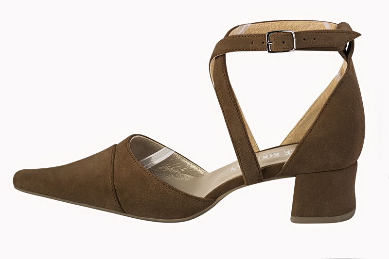Chocolate brown women's open side shoes, with crossed straps. Pointed toe. Low flare heels. Profile view - Florence KOOIJMAN